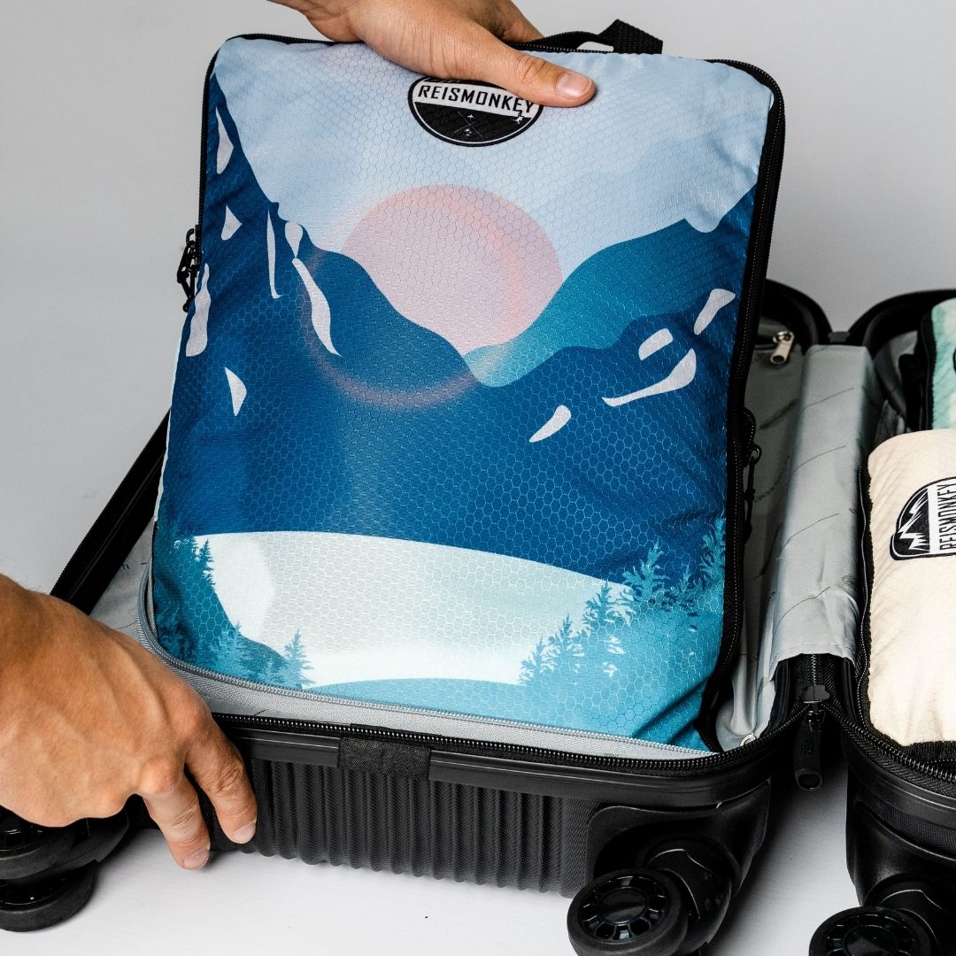 Packing cubes compression
