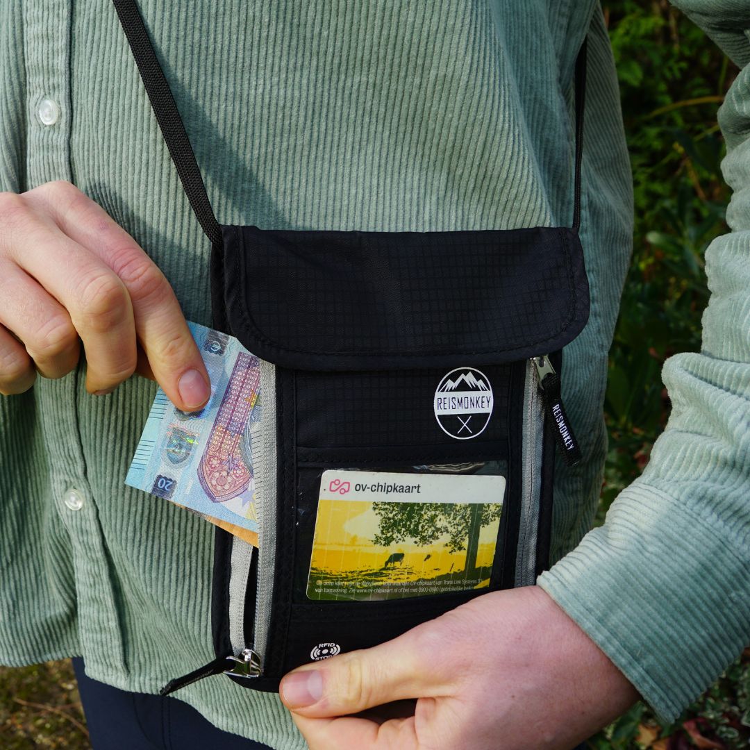 reisebrustbeutel rfid